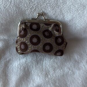Kiss lock coin wallet tiny brown
